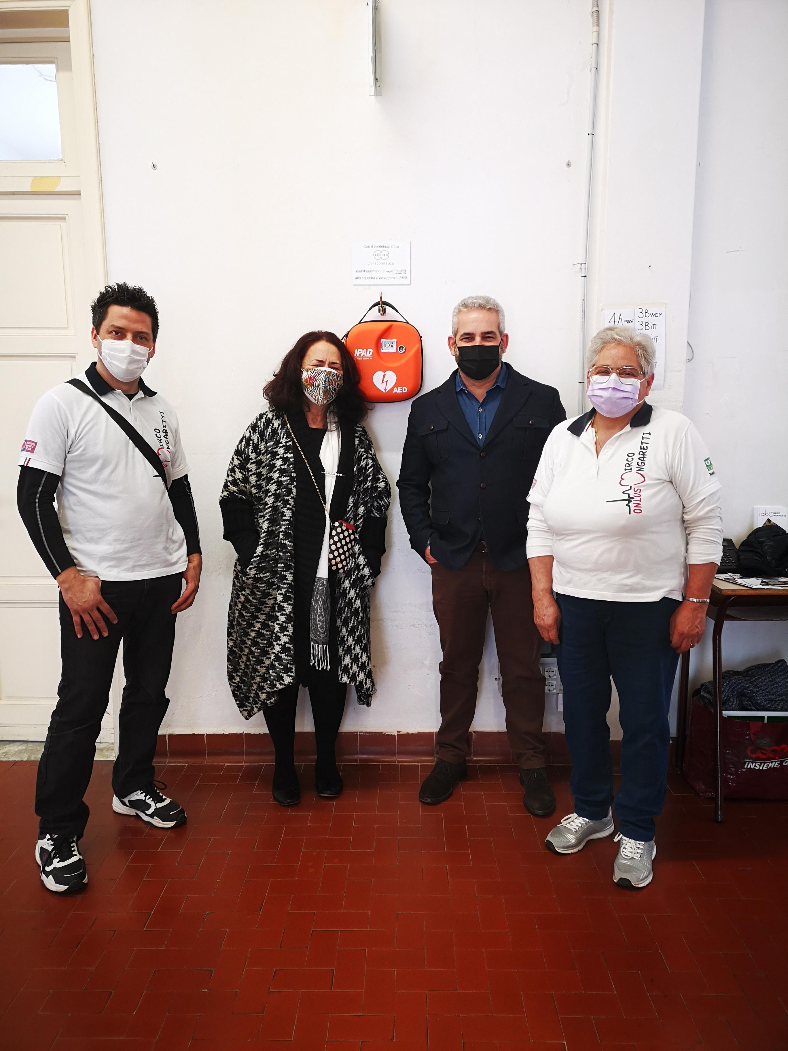 Körber partnered with voluntary organization Mirco Ungaretti to deliver a defibrillator to the ISI Pertini School in Lucca